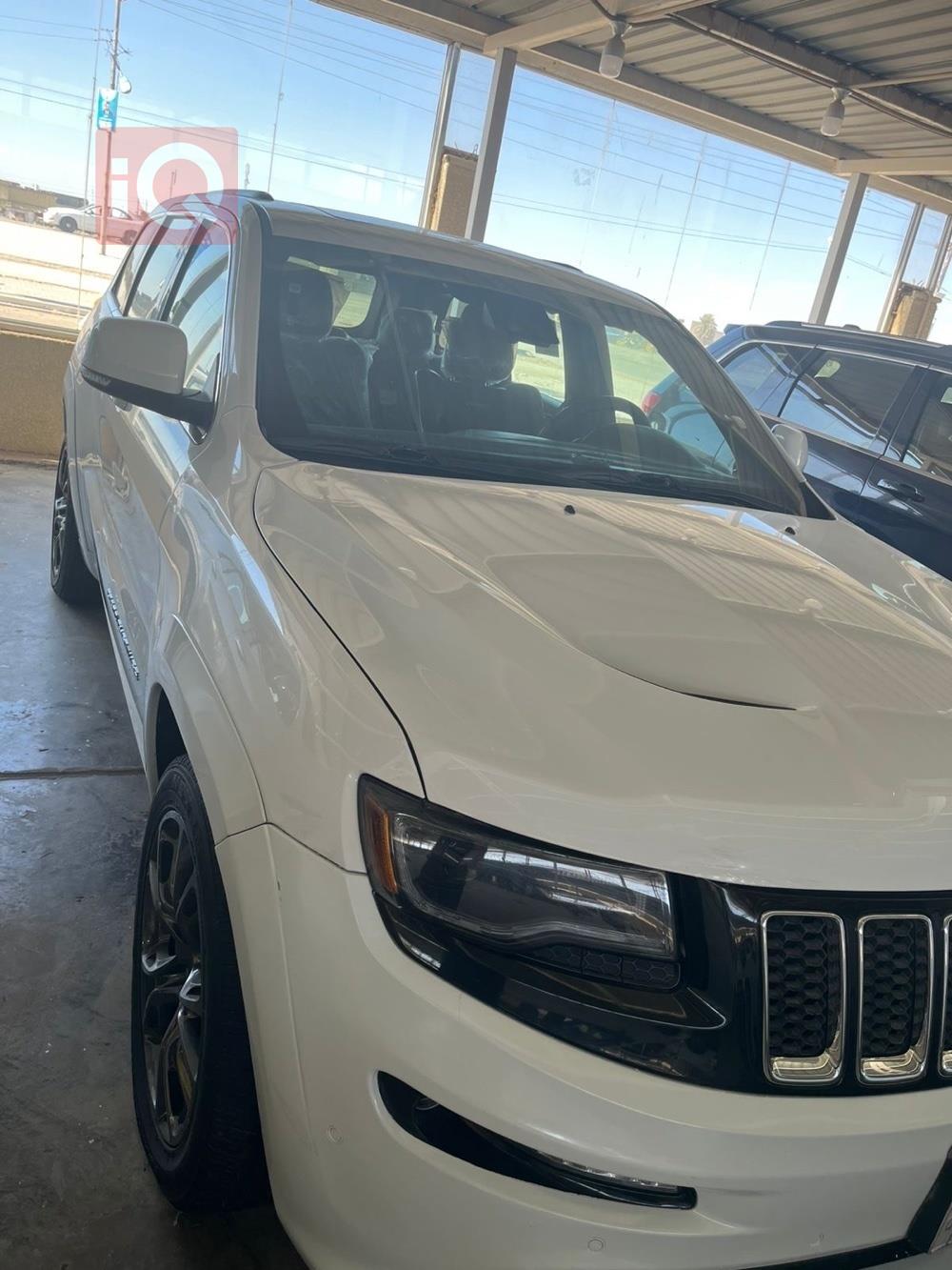 جيب جراند شيروكي